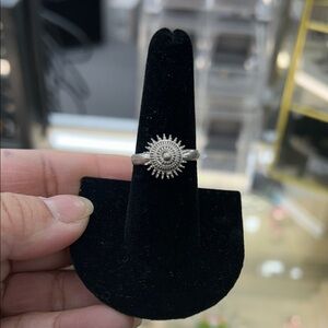 Sunburst 925 Sterling Silver Ring Sz 8.5